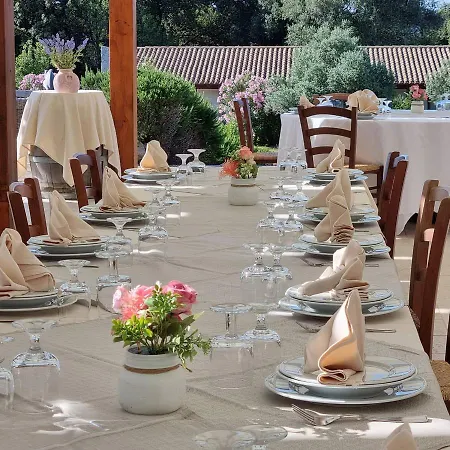 בית כפרי La Quercia Della Gallura *